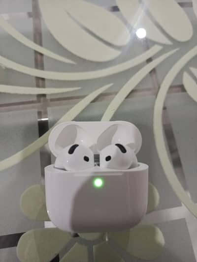 Airpods 4 anc