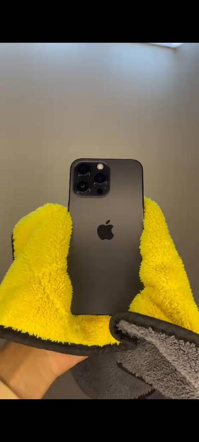 14 pro max 10/10 condition