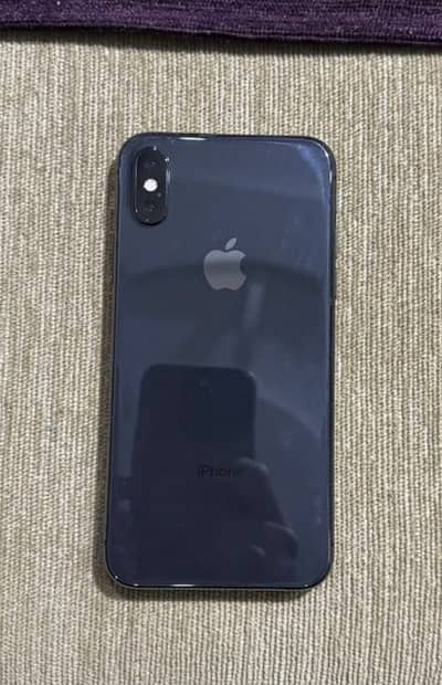 Iphone XS, water pack 10/10