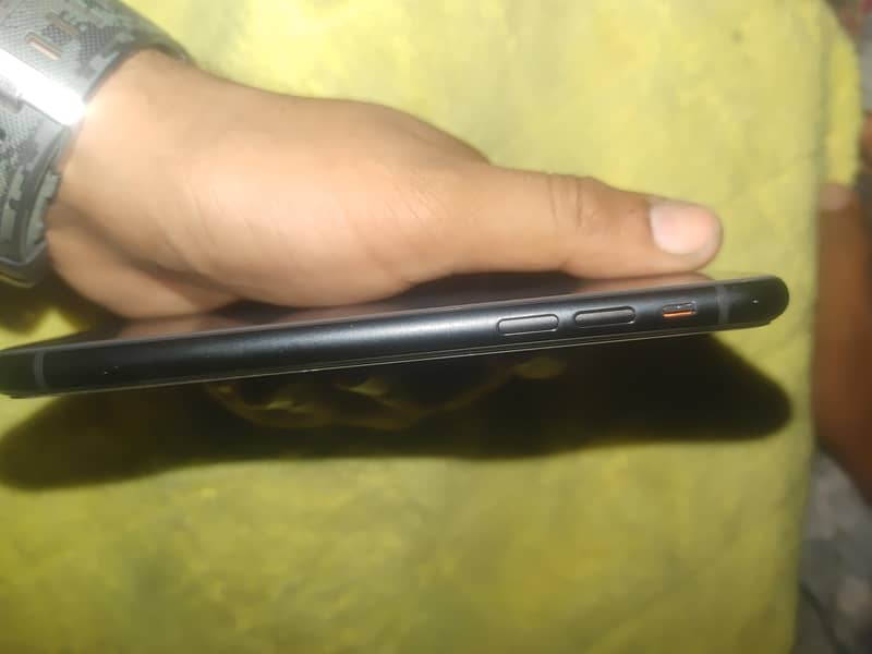 Iphone Xr 4