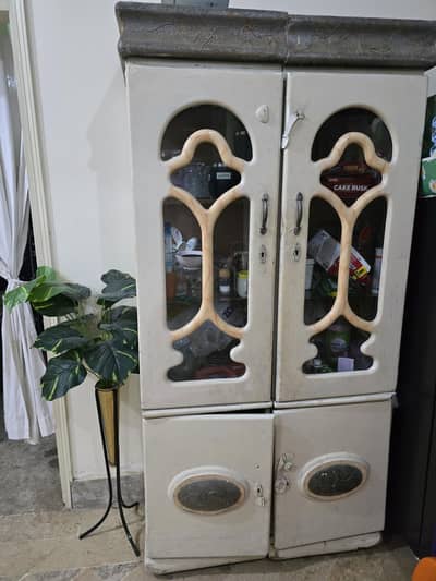 Free Storage Cabinet with Crockery Showcase