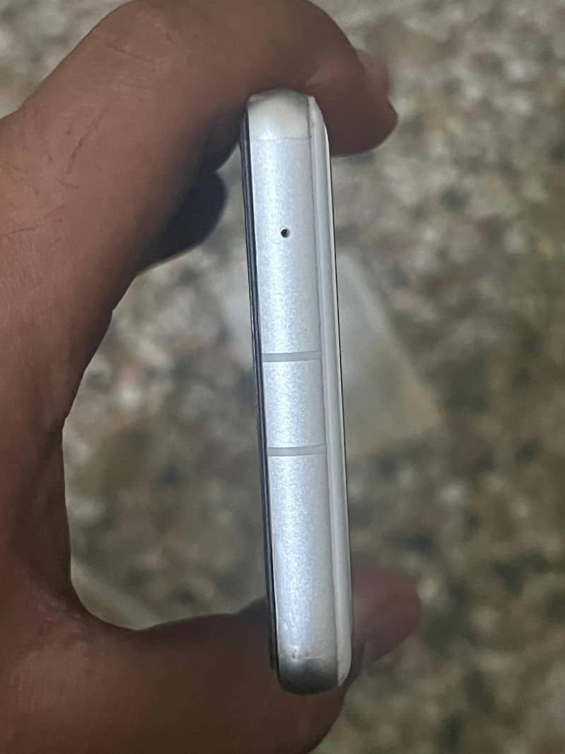 Google pixel 7a 1