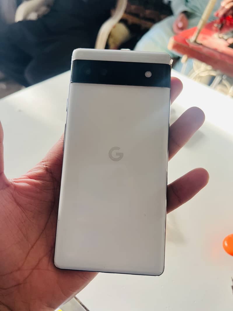 Google Pixel 6a 1