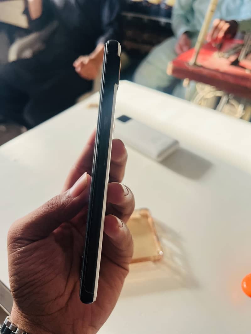 Google Pixel 6a 3