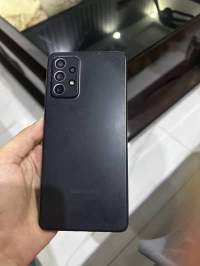 Samsung A72 on sale