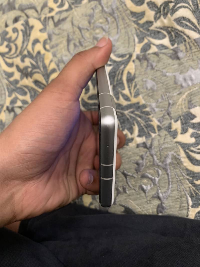 Goggle pixel 7a 0