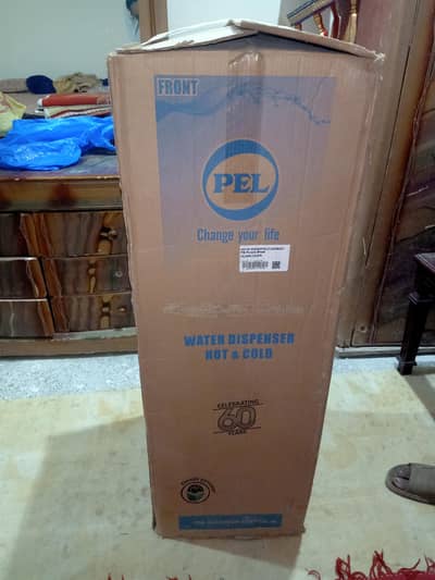 PEL water dispenser (Glass doors)