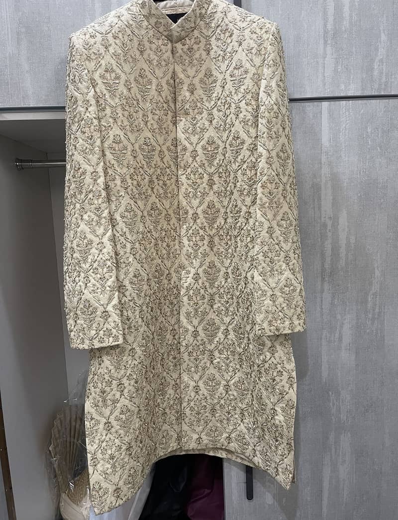 Sherwani 0