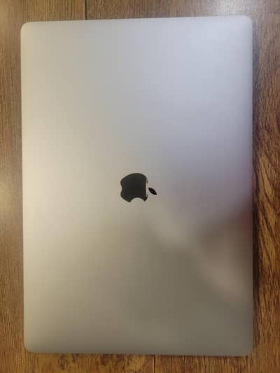 MacBook Pro 2019 16” | Core i9 | 8gb Graphics | Gaming & Editing Beast