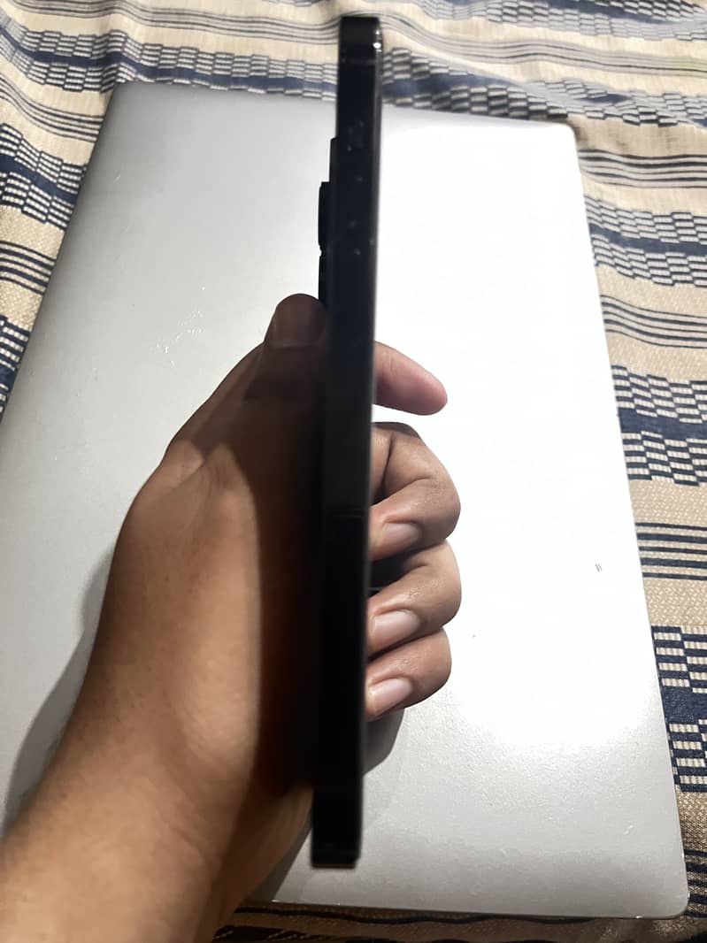 Iphone 14 pro max 6