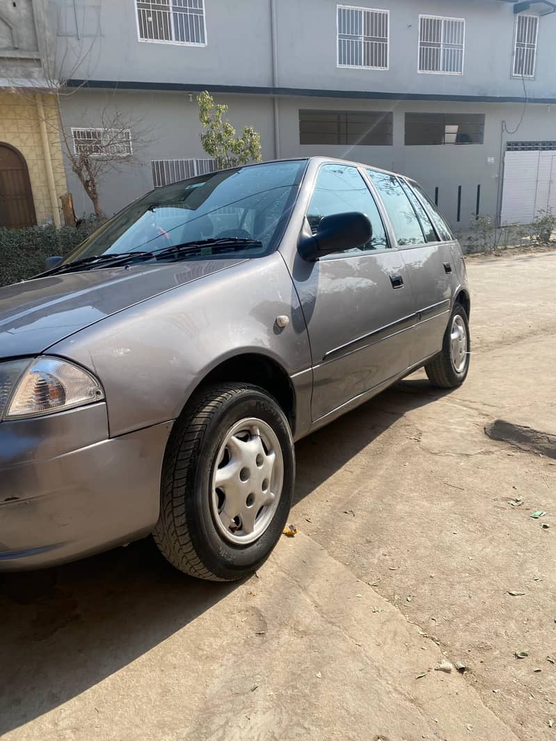 Suzuki Cukts 4