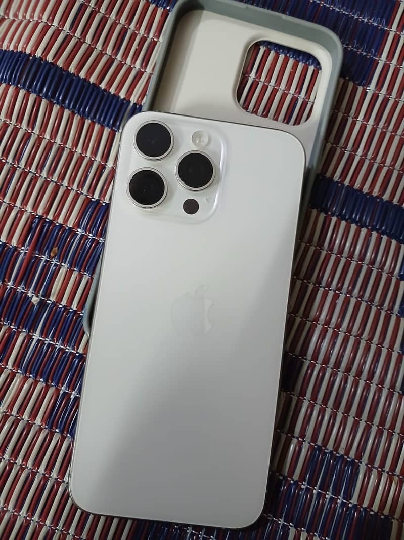 Iphone 15 pro max jv 2