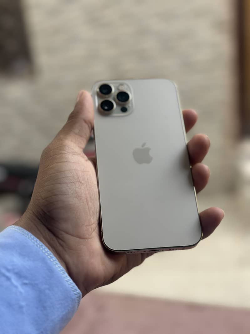 iPhone 12 pro 3