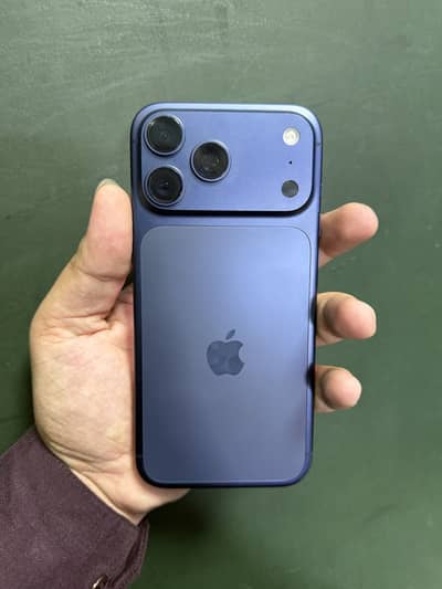 iPhone 17 Pro Max 512gb Blue LLA 4months sim time
