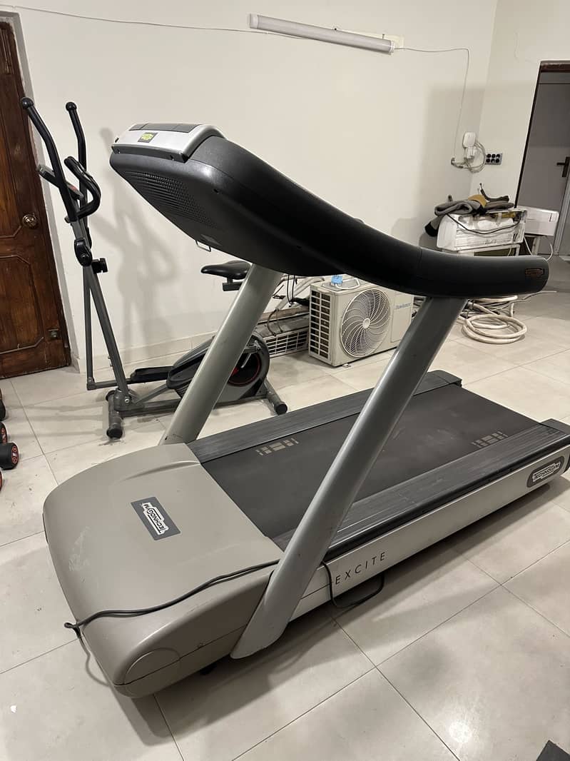Treadmill technogym 1