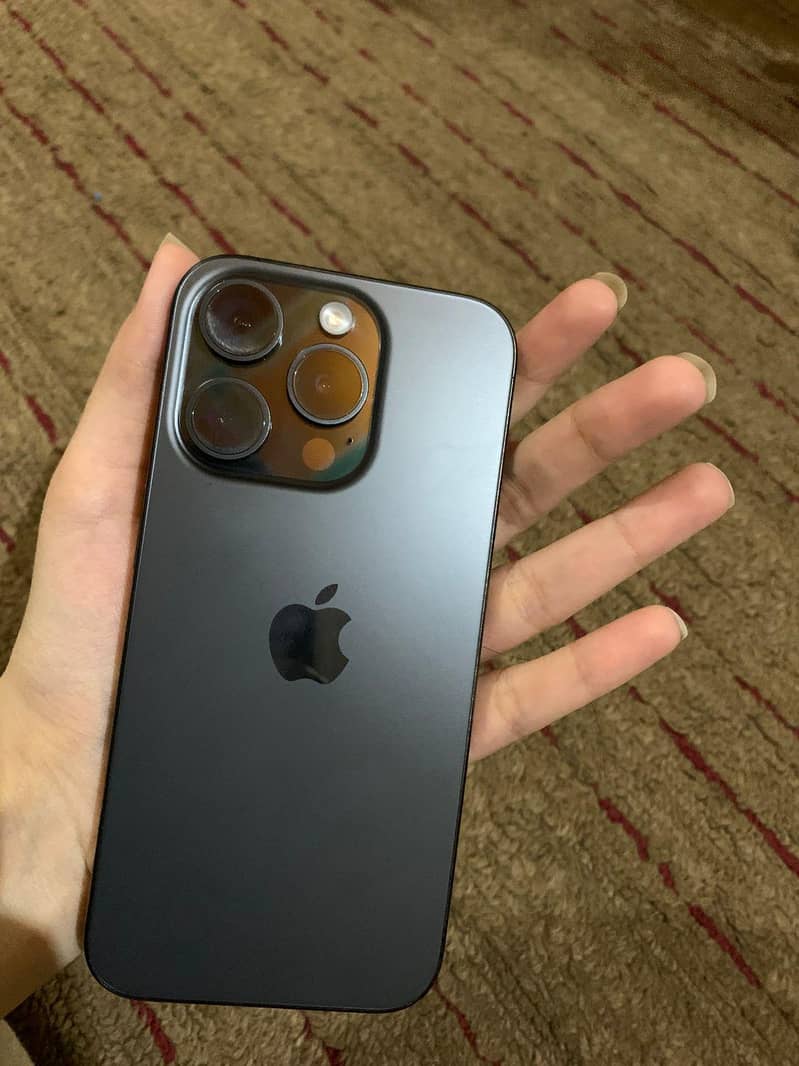 Iphone 15Pro 3