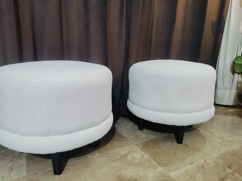 Two white stools/ottoman 3
