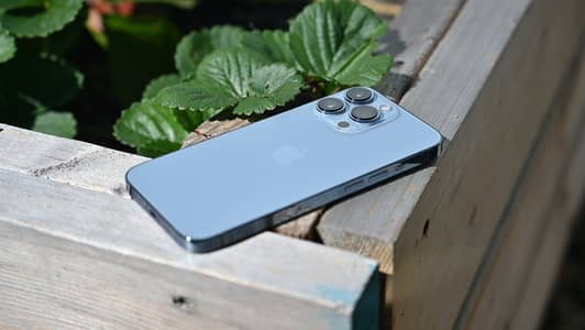 Iphone 13 pro FU Sim Time available 4 months