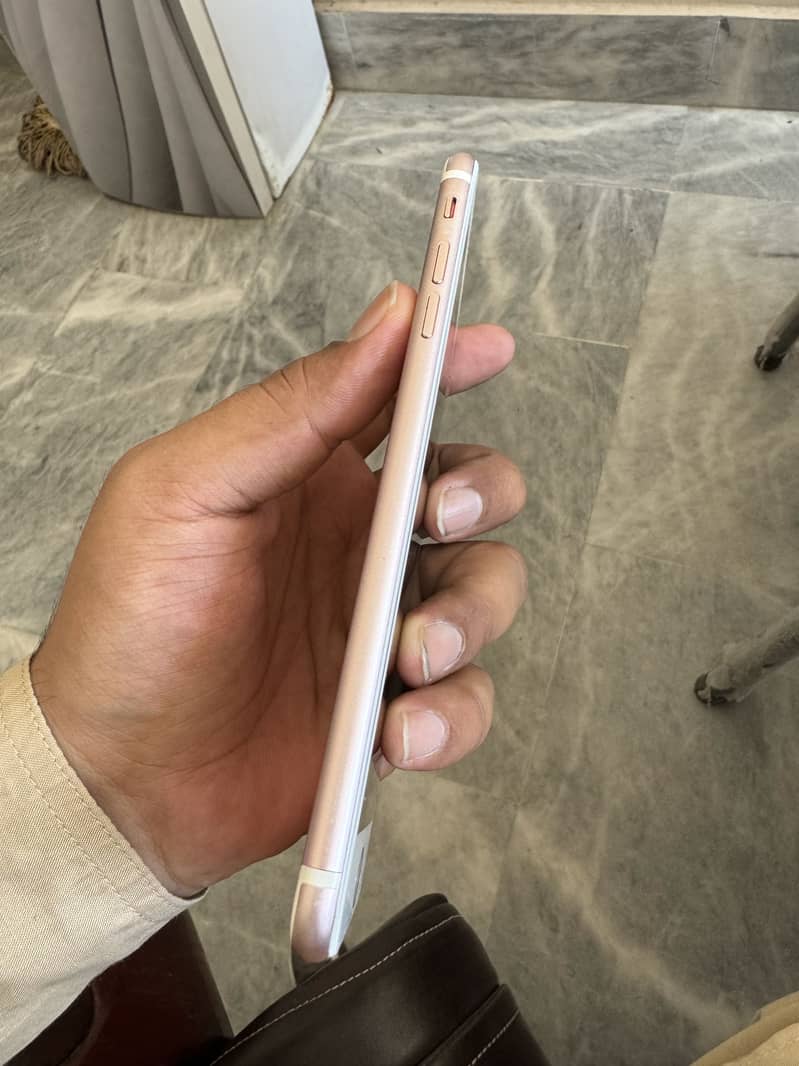 Iphone 7plus 4