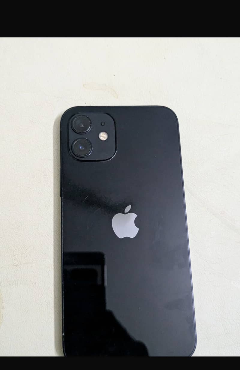 iPhone 12 0