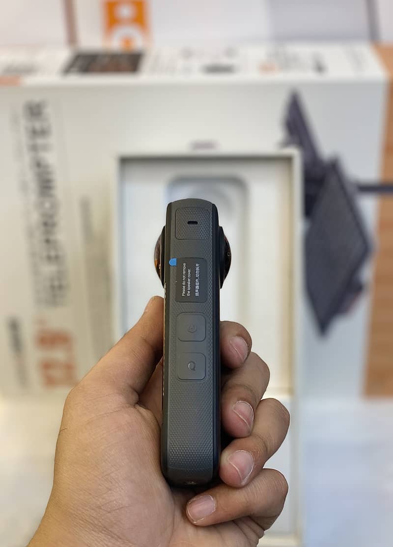 Insta360 X3 4