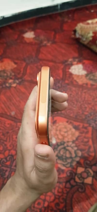 I phone 17 pro max 256 GB with box cable 102CC 100 BH