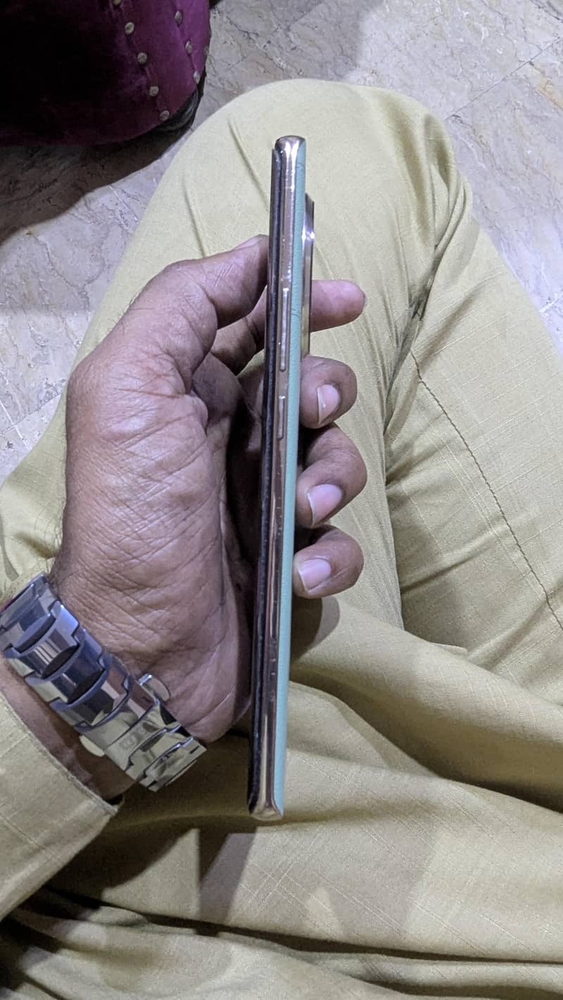 Tecno camon 20 pro plus 2