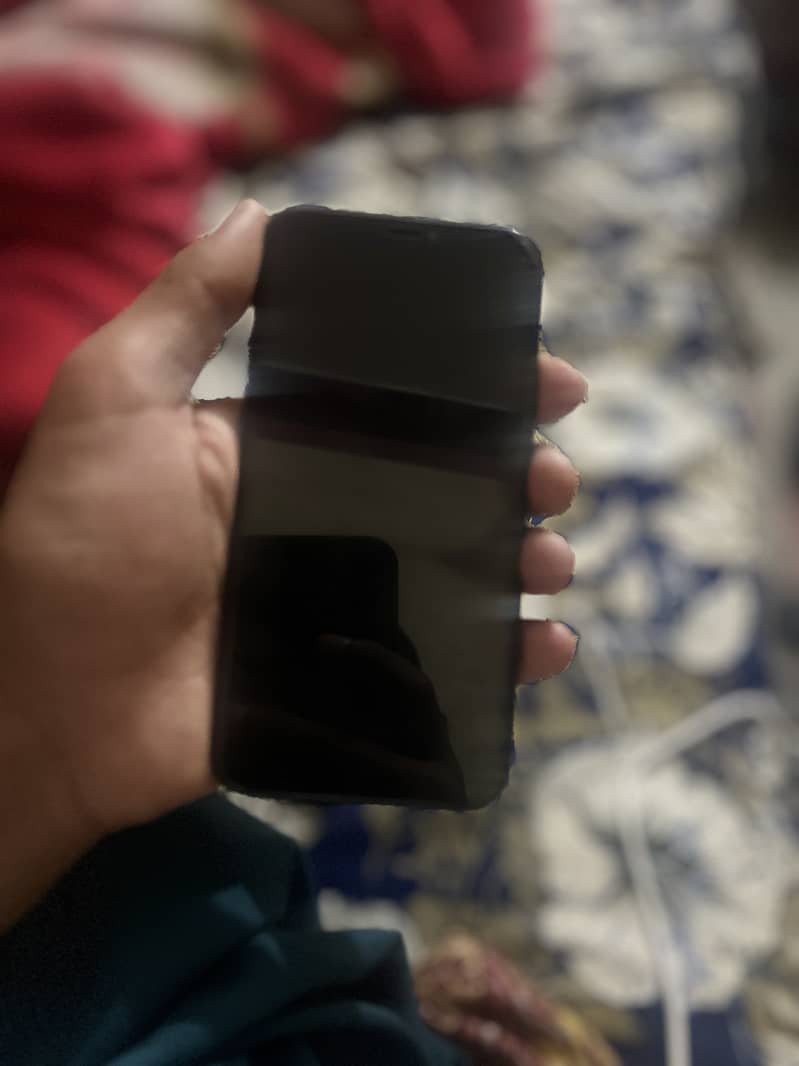 Apple iPhone 11 Pro 1