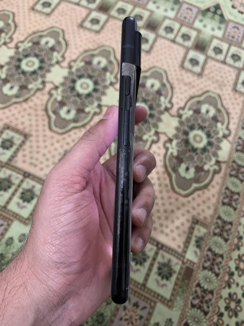 Google Pixel 6 4