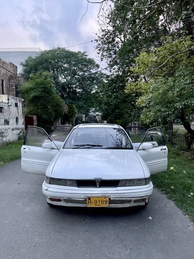 Mitsubishi galant 1989