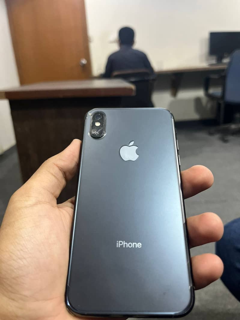 iPhone XS 0