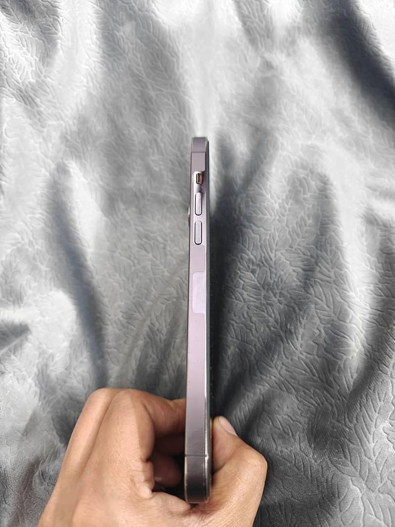 iphone 14 pro max 3