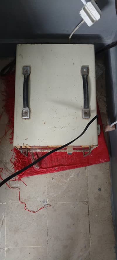 universal voltage stabilizer 5 watt heavy duty