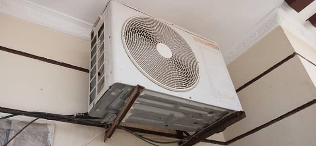 Samsung 1 ton Inverter AC