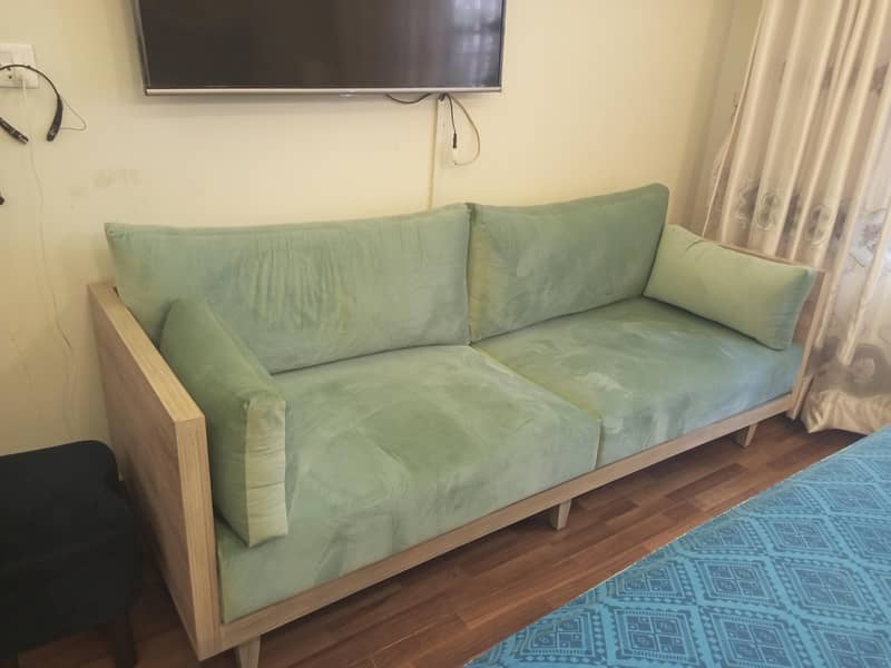 3+1 seater sofa 0