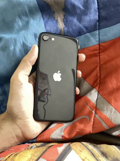 I phone SE 2 DUAL SIM PTA APPROVED