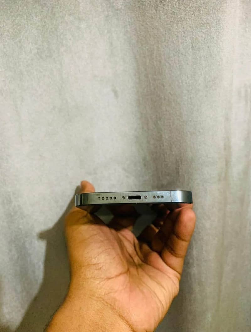IPHONE 12 PRO 3