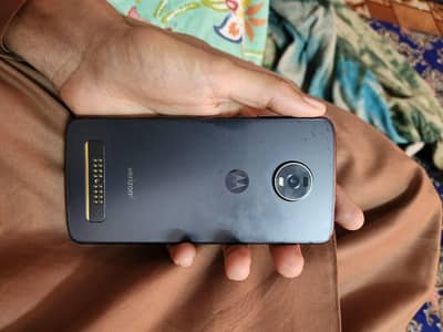 Motorola Z4 Gaming Device