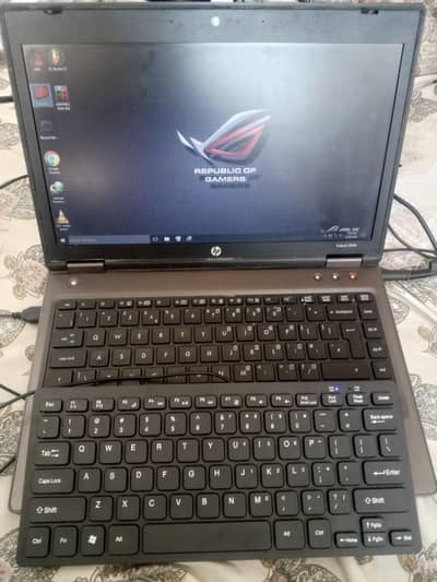 Hp laptop i5 2gen.   8gb ram 240gb urgent sale headphone new keyboard