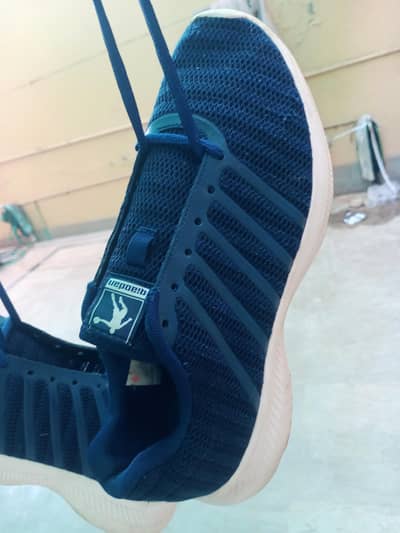 Excellent condition Shoes size 8