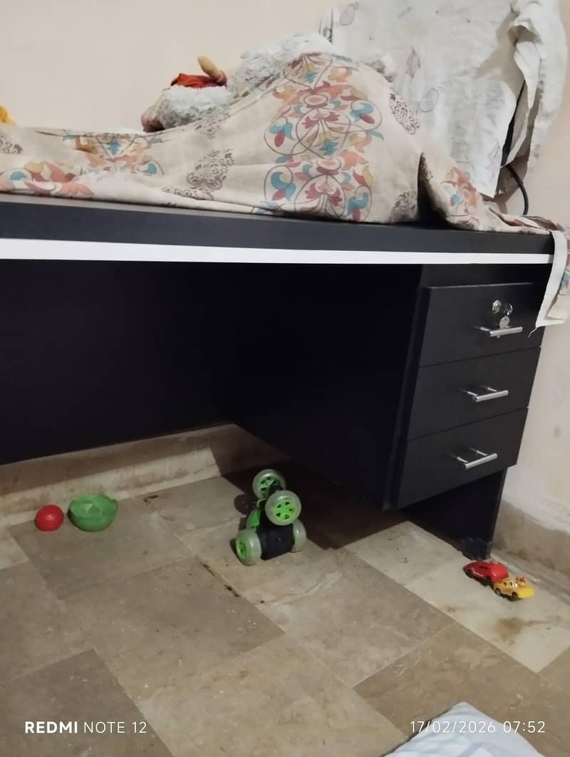 computer table 2