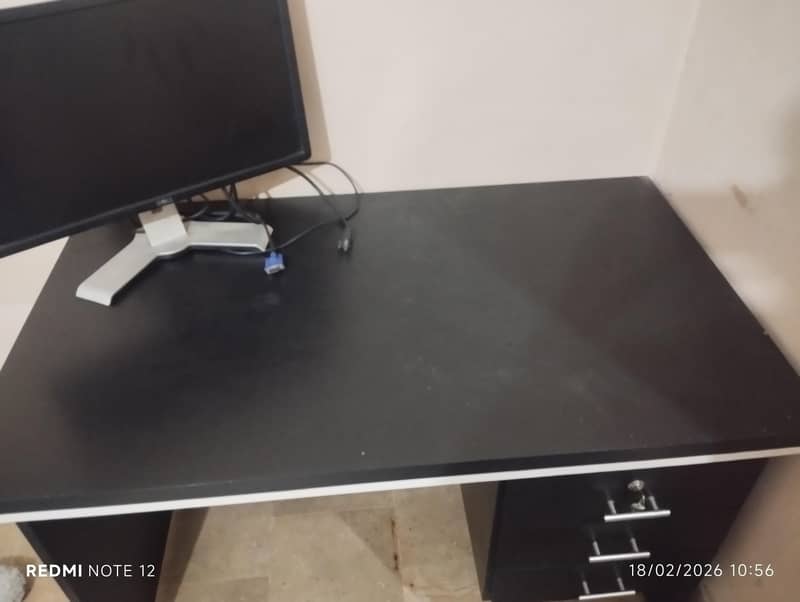 computer table 4