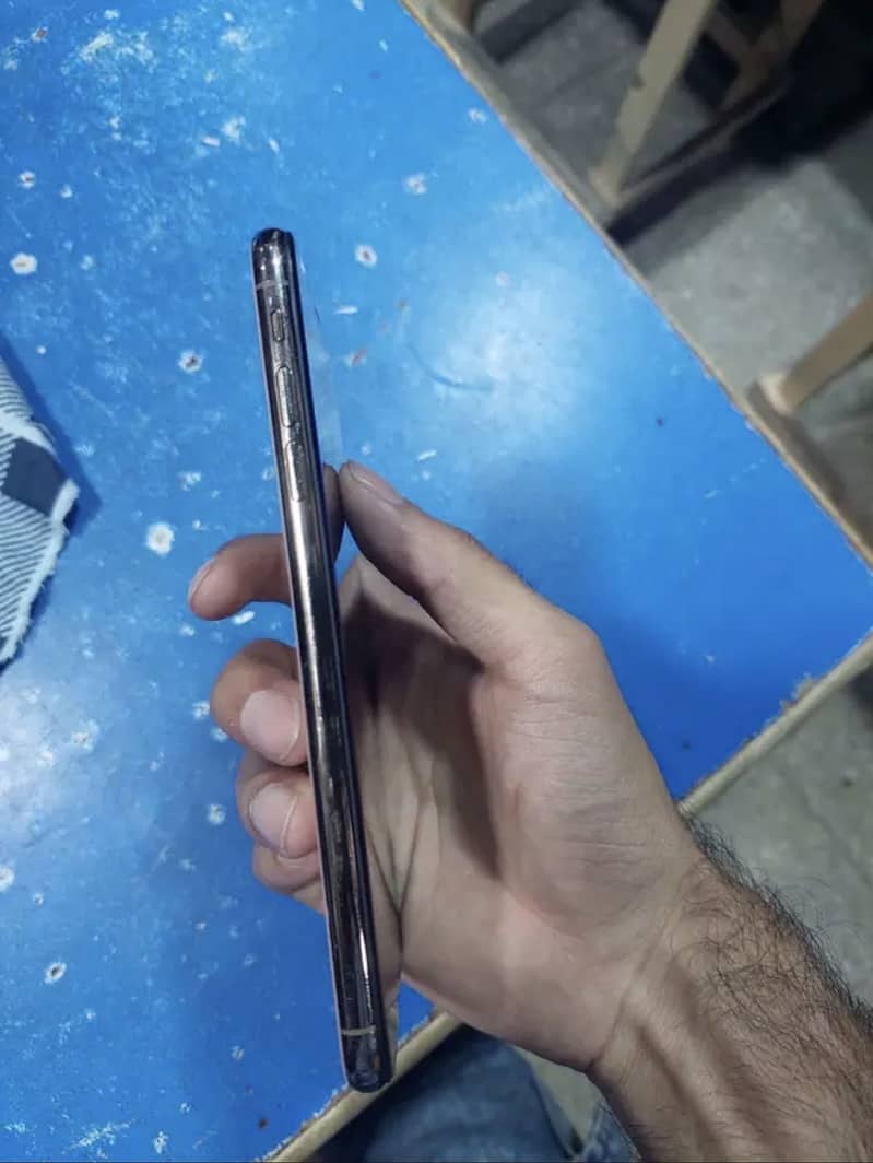 Iphone xs max 0