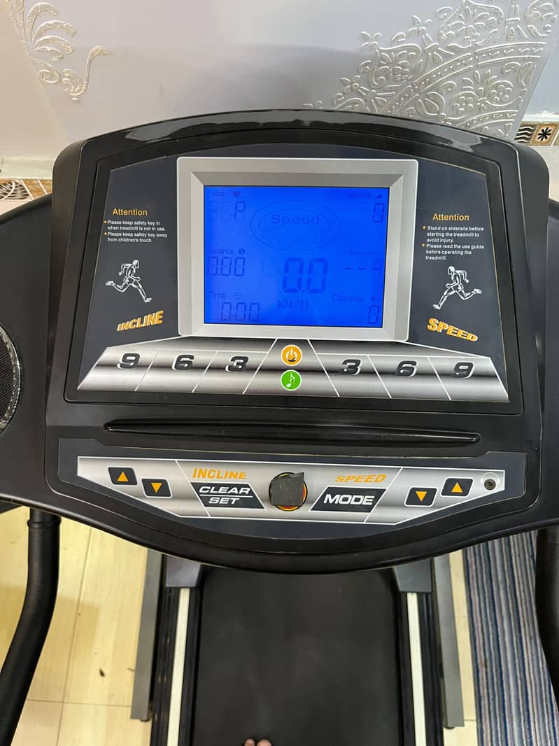 electronic treadmill 1