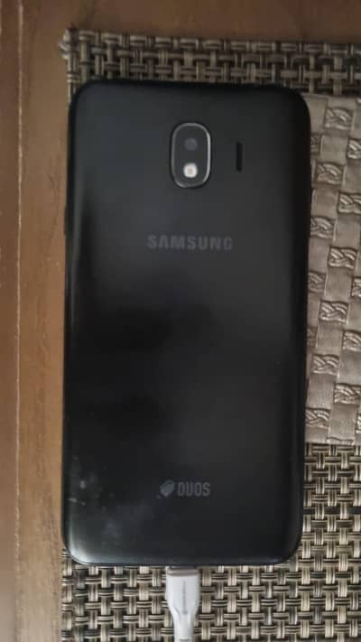 Samsung j4