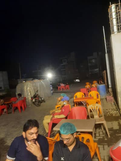 humy apni  juice shop k liye cashier ki need ha