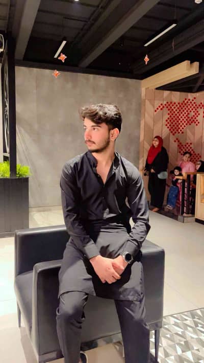 Mukhir Mughal