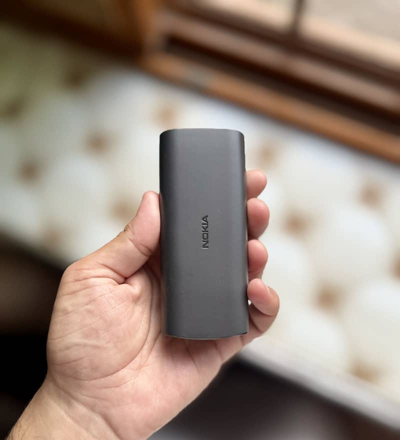 Nokia 105 Box Opened. 4