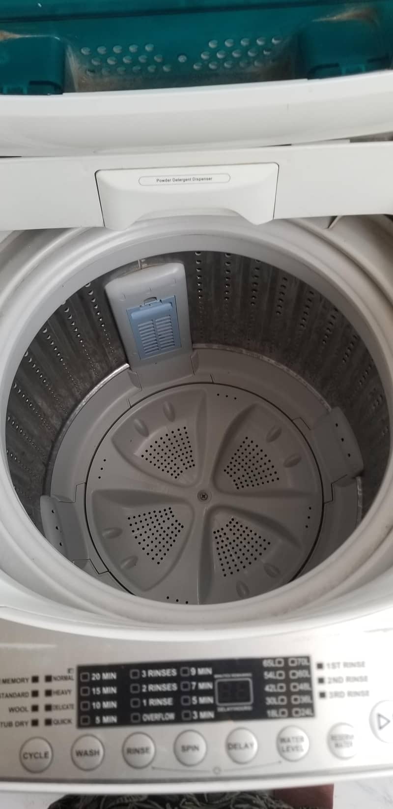 Automatic washing machine  9/10 1