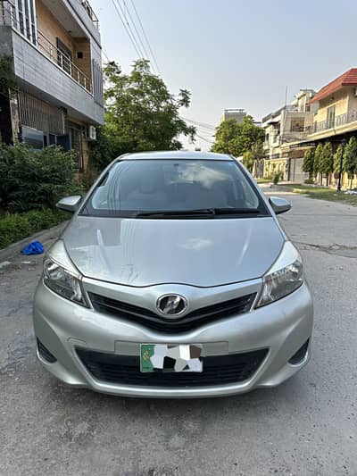 Toyota Vitz 2013 Geniune